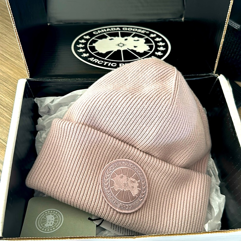Canada Goose Winter Beanie - Rose - NWT and Canada Goose Box.